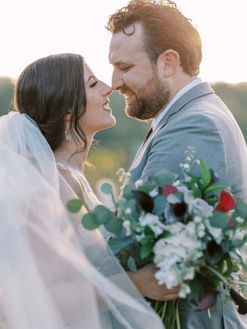 Cora & Jared had a beautiful wedding at Rusty Tractor Vineyard in Little Rock