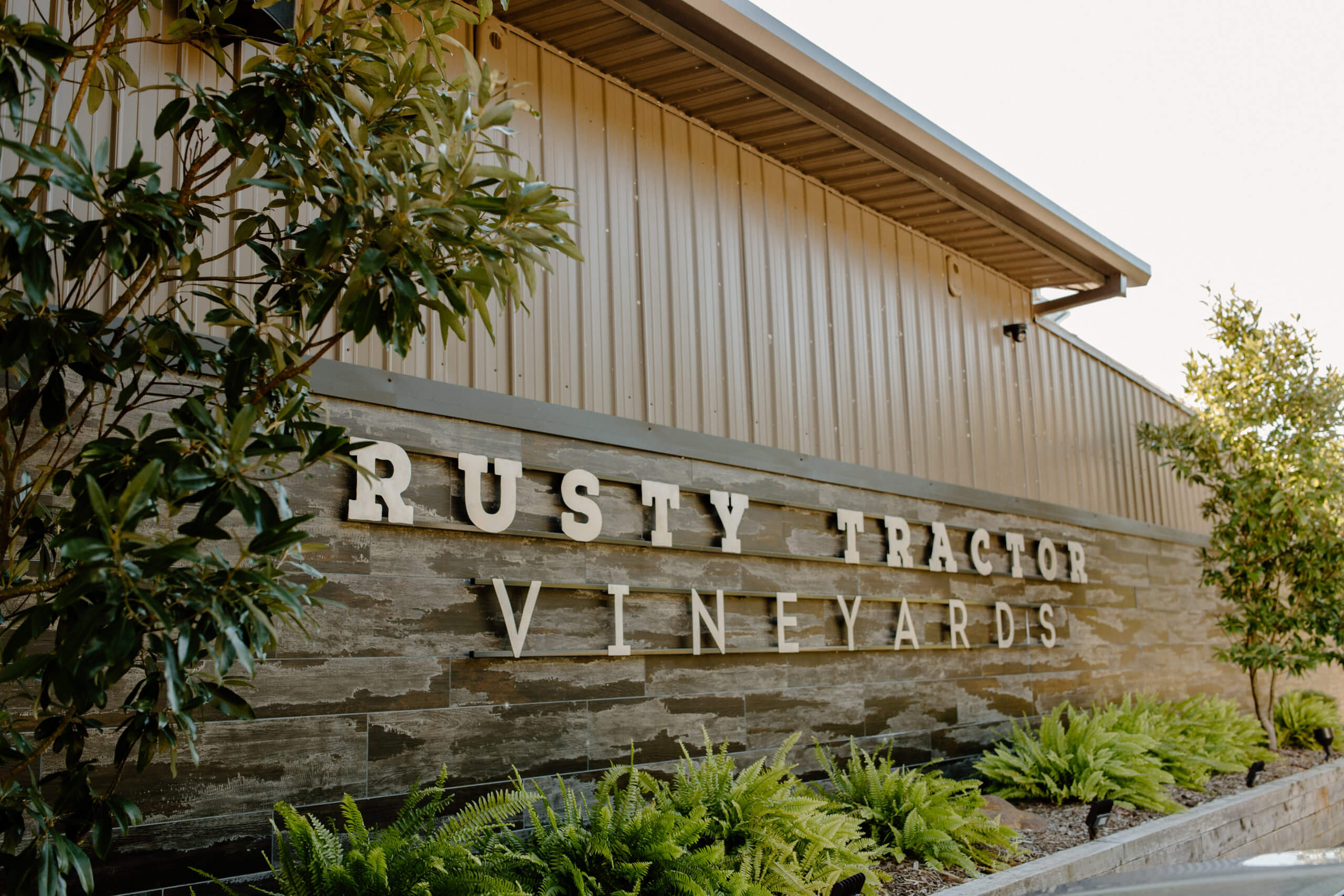 Rusty Tractor Vineyards in Little Rock